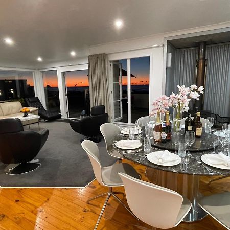 Ocean Front East End Beach House New Plymouth Extérieur photo