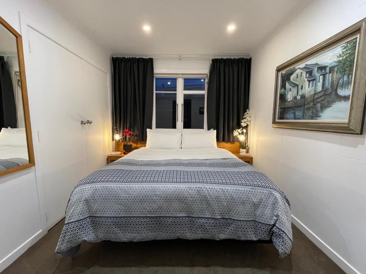 Ocean Front East End Beach House New Plymouth Extérieur photo