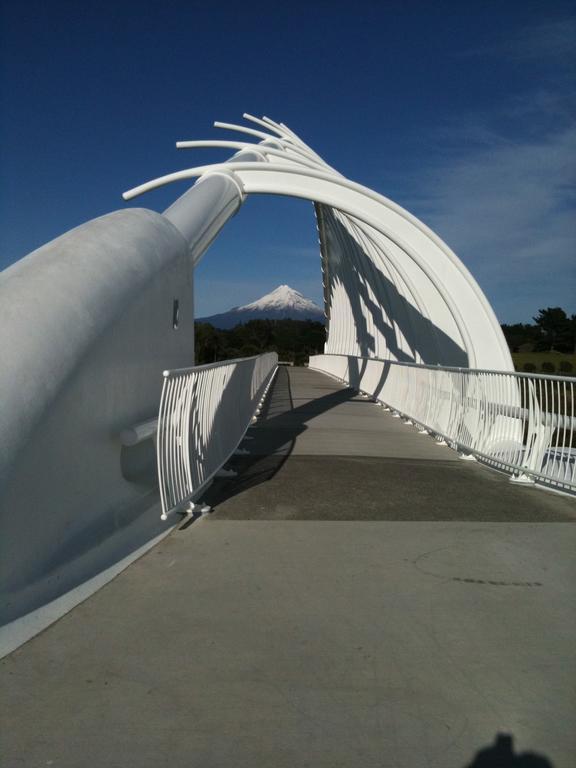 Ocean Front East End Beach House New Plymouth Extérieur photo